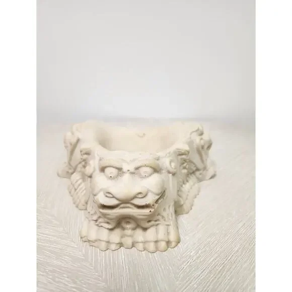 Vintage Fu Dog Ashtray , Foo Chinese Lion Dragon, Hard Resin bone Made In Italy - Picture 2 of 10
